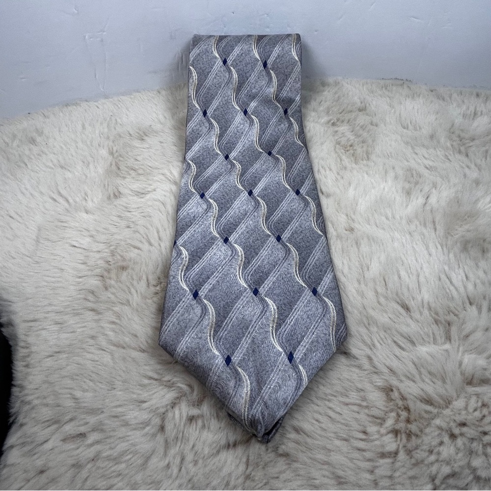 JF J.Ferrar Gray and Blue Quilted Pattern Tie‎